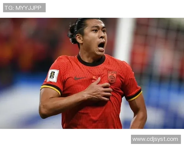 足球明星激凸图片引发热议球迷热情高涨背后的故事与影响分析