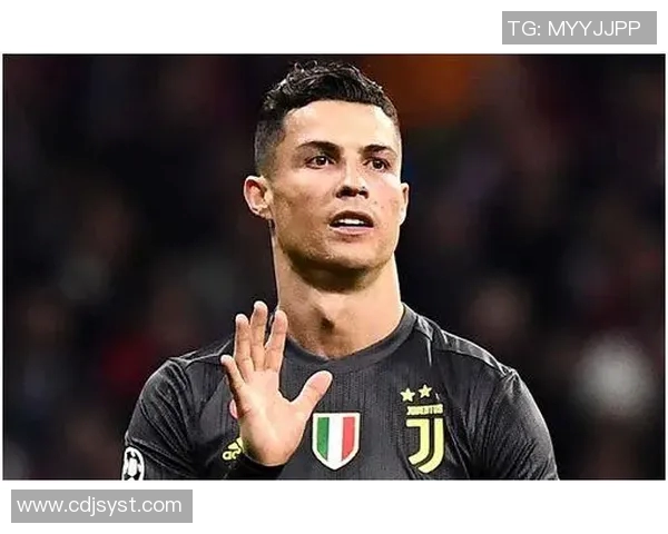 足球明星谁属鼠揭秘他们的生肖与职业生涯的精彩交织