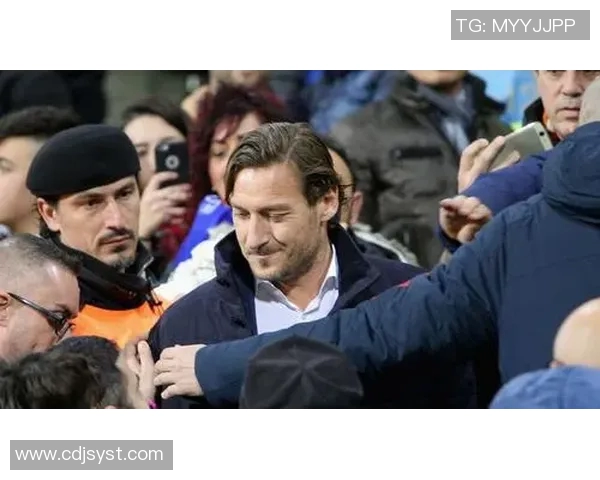 托蒂从青涩少年到足球巨星的传奇成长之路 托蒂从青涩少年到足球巨星的传奇成长之路