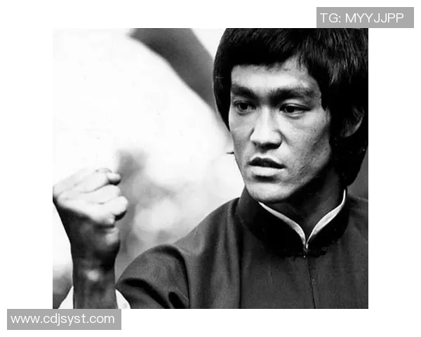 足球明星们如何看待李小龙的武术精神与运动魅力 足球明星们如何看待李小龙的武术精神与运动魅力